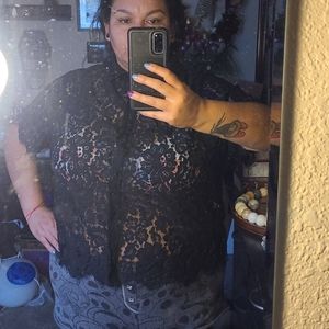 Black lace floral  top
